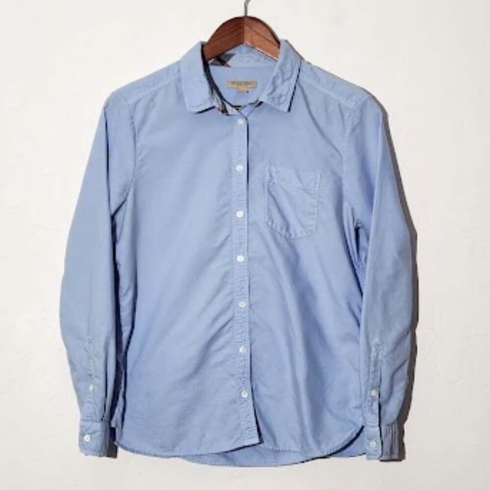 Burberry Women's Long Sleeve Button-Down Shirt in size medium